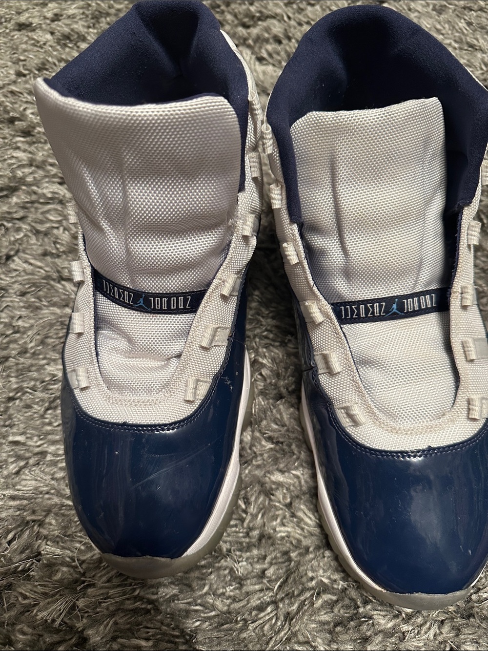 Jordan Retro High-Top Sneakers in Navy and White